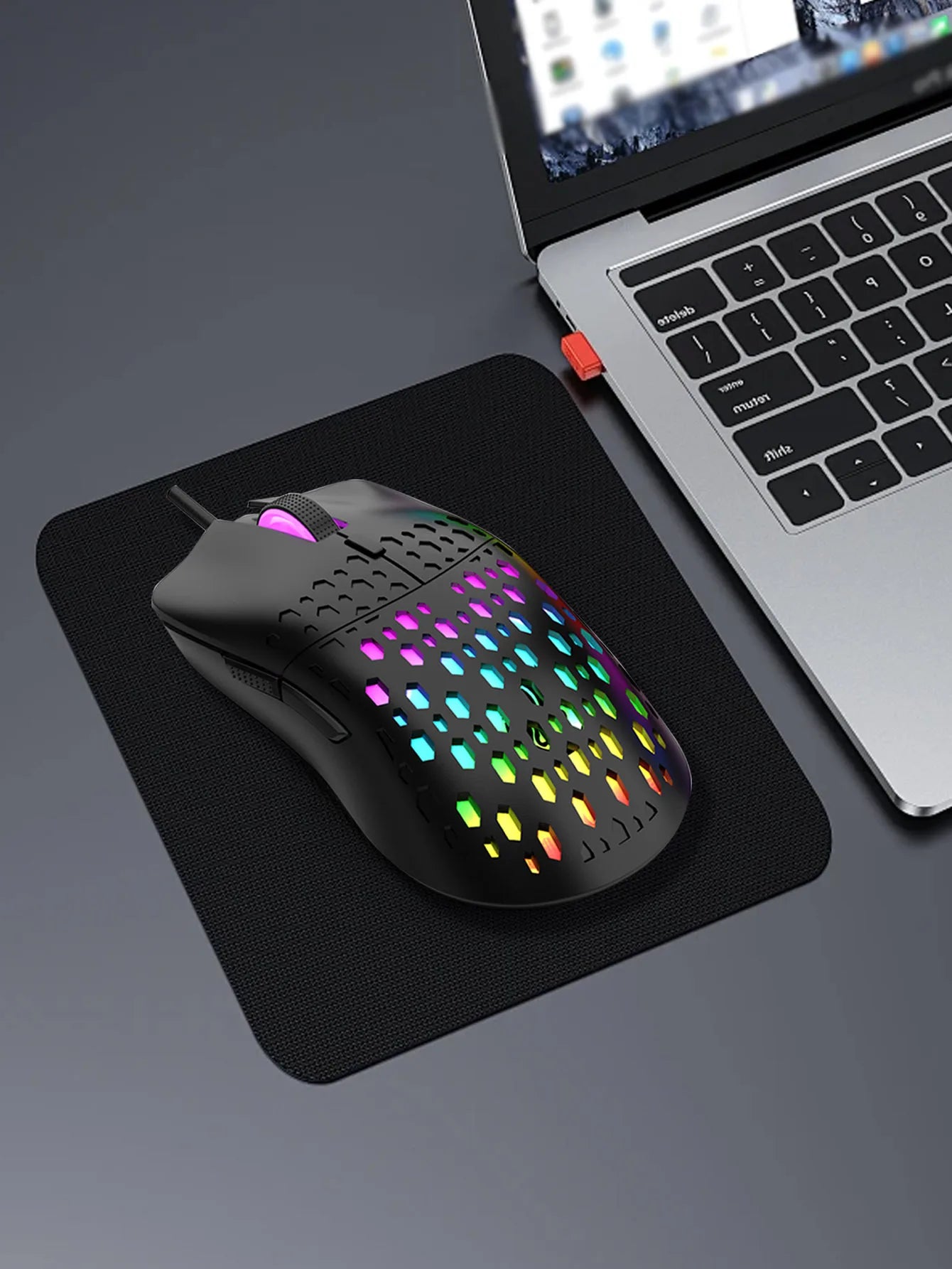 Wireless gaming mouse
